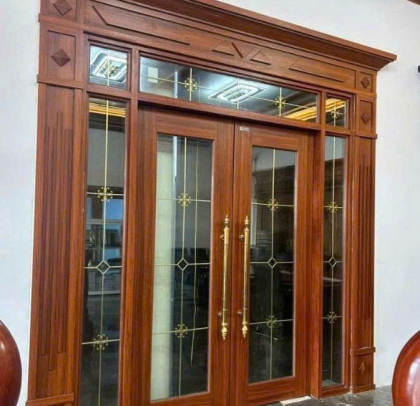 THI CÔNG LẮP ĐẶT CỬA THÉP VÂN GỖ