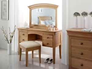 Mẫu Bàn Trang Điểm Đẹp Bằng Gỗ Cao Cấp 2 kích thước bàn trang điểm đẹp nhất